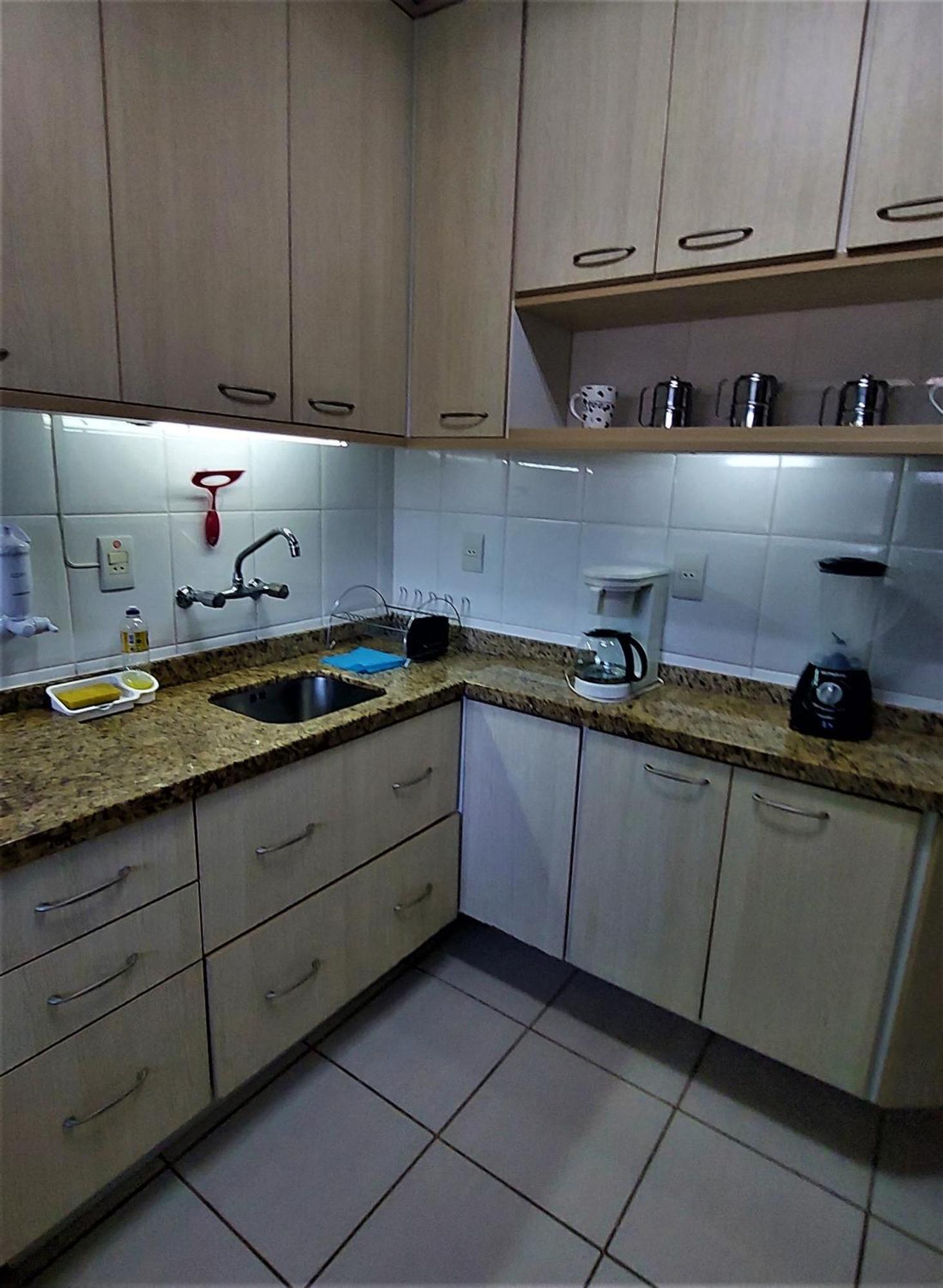 Apartamento Completo 2 Quartos Wi-Fi 300 Mbps ปอร์โตอัลเลเกร ภายนอก รูปภาพ